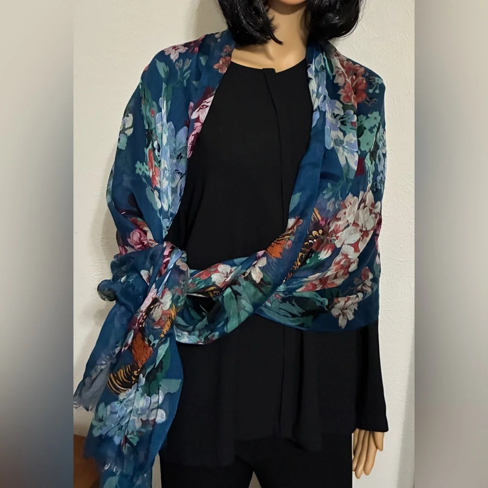 Shawl wrap Navy Blue Floral Scarf w/exotic Bird design Oblong 27x72 Colorful